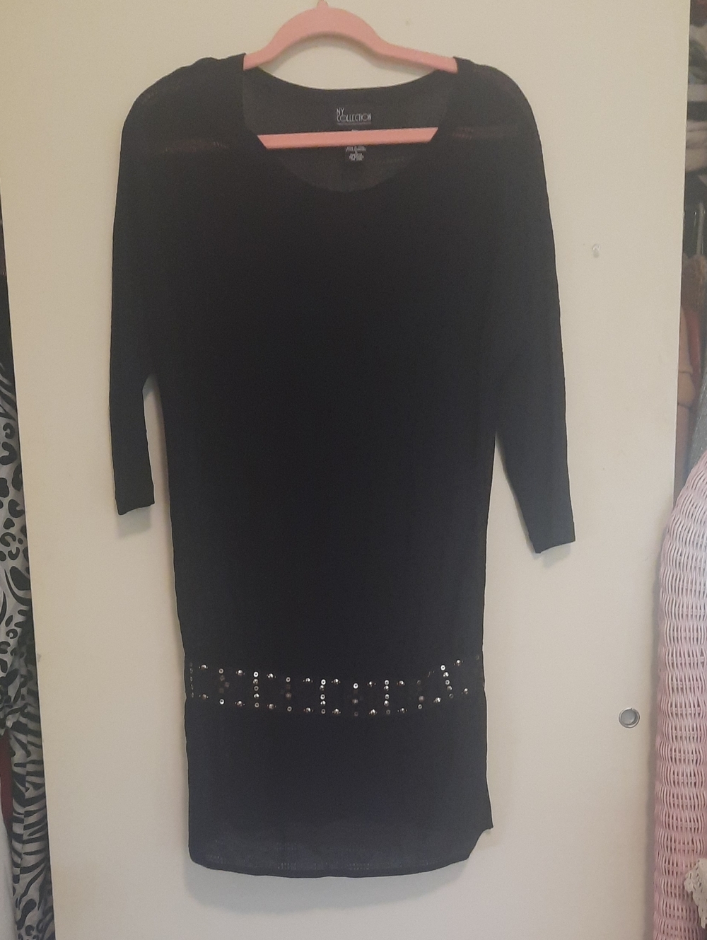 NY Collection Black Short-Sleeve Tunic with Studded Waistband